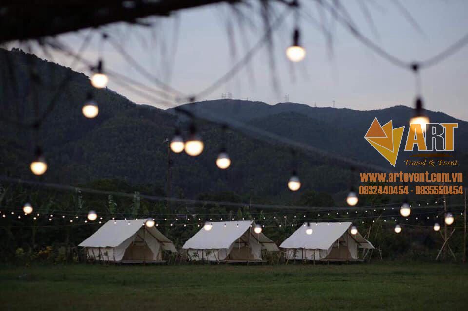 Khu cắm trại bên sông Yên Retreat được nhiều người biết đến và đặt lịch trước